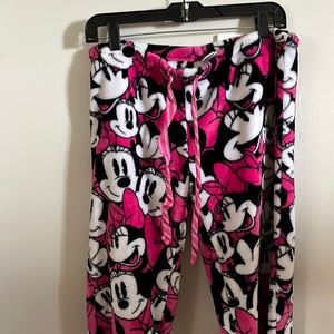 Girls extra large or women’s small fuzzy Minnie Mouse pajama pants